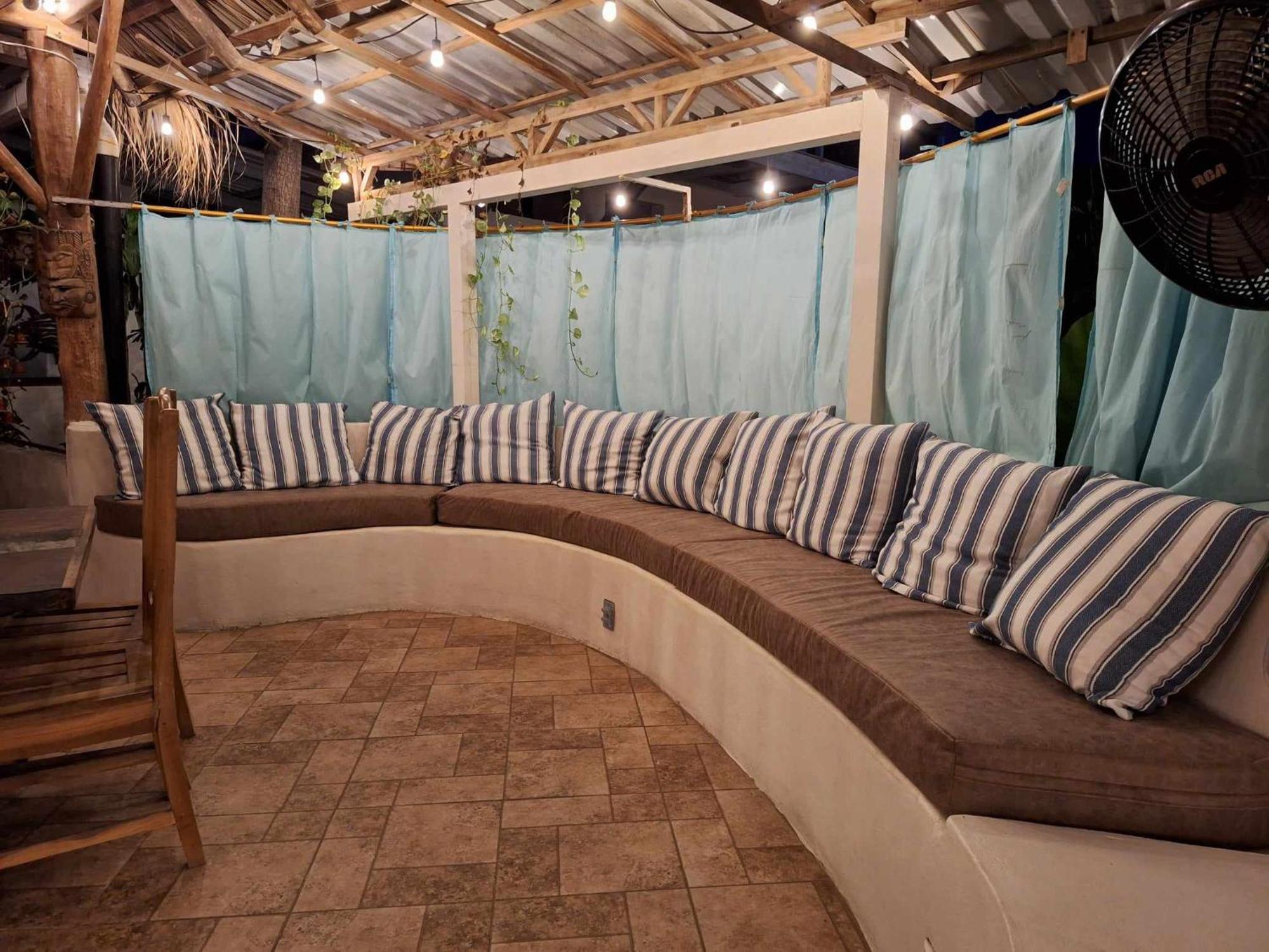 Sirena Surf Lodge Miramar Nicaragua מראה חיצוני תמונה